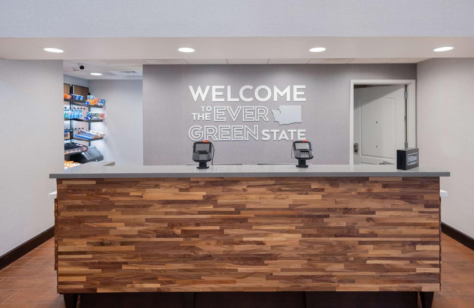 Hampton Inn & Suites By Hilton Seattle/Kent Ngoại thất bức ảnh