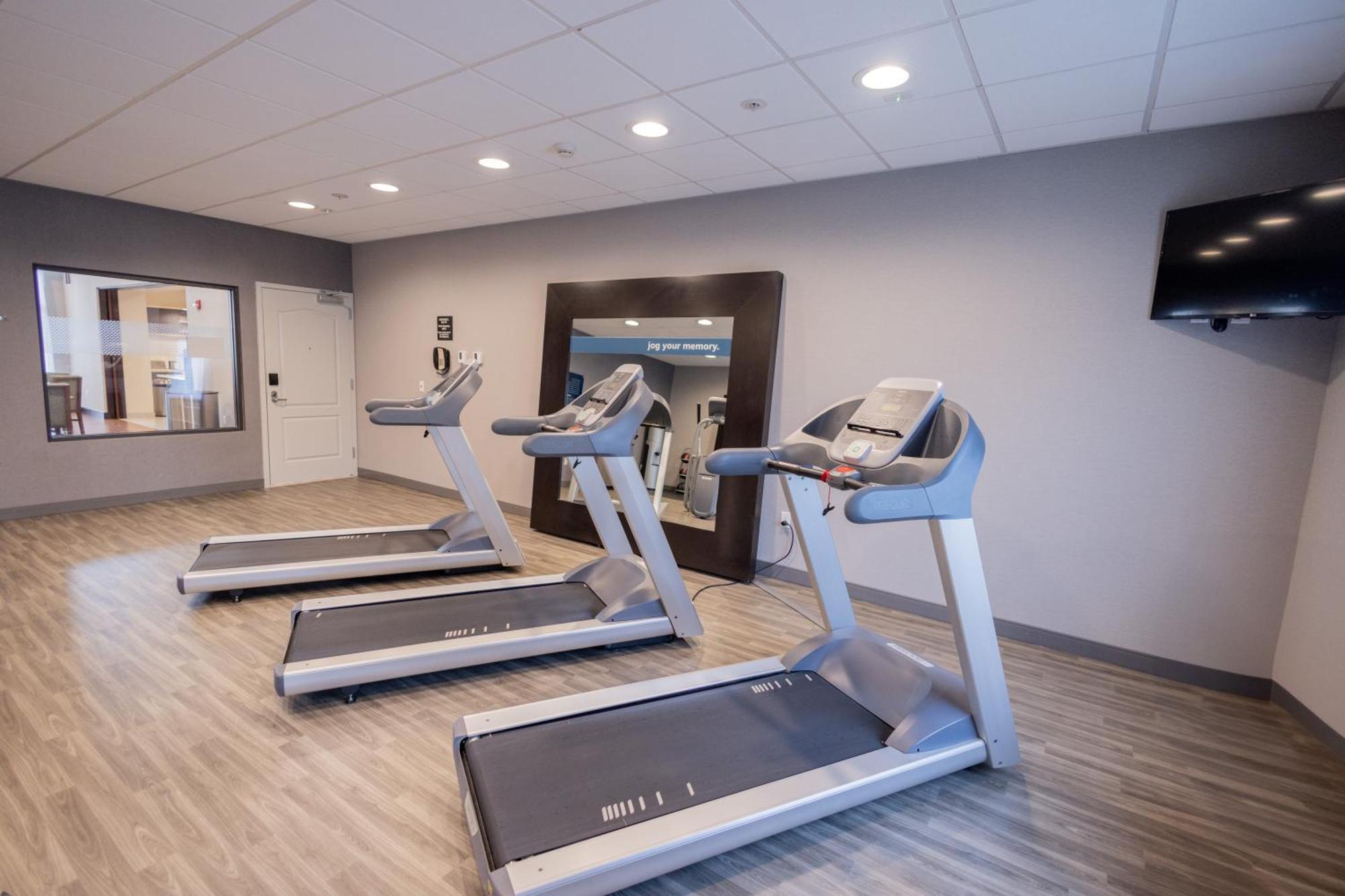 Hampton Inn & Suites By Hilton Seattle/Kent Ngoại thất bức ảnh