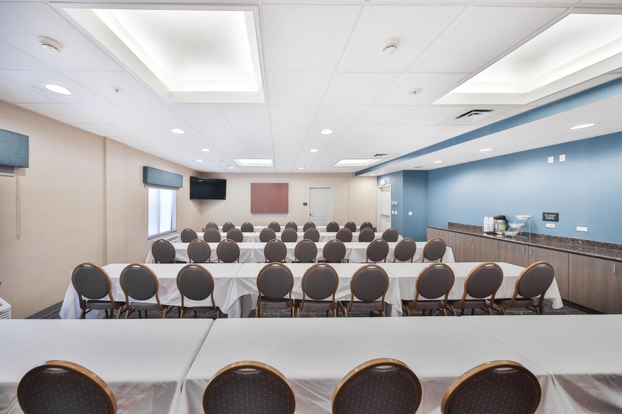 Hampton Inn & Suites By Hilton Seattle/Kent Ngoại thất bức ảnh