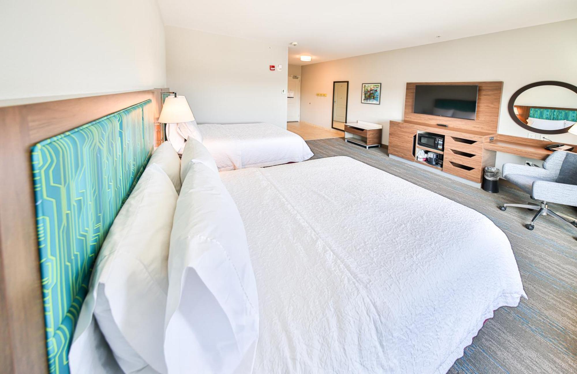 Hampton Inn & Suites By Hilton Seattle/Kent Phòng bức ảnh
